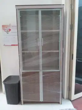 Lemari Informa modern