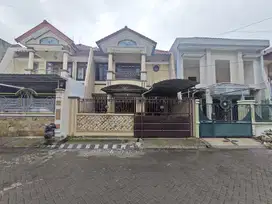 Dijual Murah Rumah 2 lantai siap huni   Dharmahusada Mas