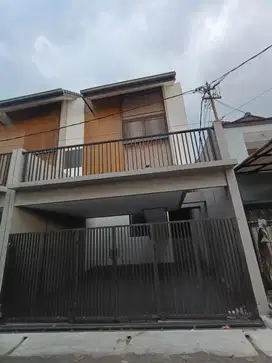Jual Rumah Desain Unik harga Mnarik dekat RS mayapada Buahbatu bandung