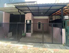 Disewakan rumah siap huni di Jambangan Surabaya