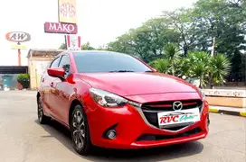 MAZDA 2 R AT SKYAKTIF TH. 2014 PAKAI 2015 MERAH ANTIK EX WANITA