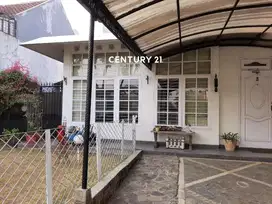 Rumah Mewah Furnished Siap Huni Di Cluster Dago Lippo Cikarang
