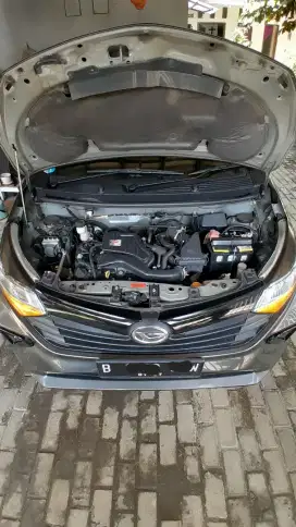 Daihatsu Sigra R AT 2022