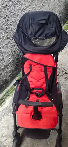 Stroller bayi bekas