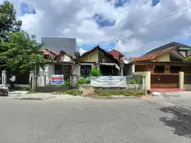 Dijual Cepat! Rumah Hitung Tanah 200 m² Dekat Galaxy Bekasi