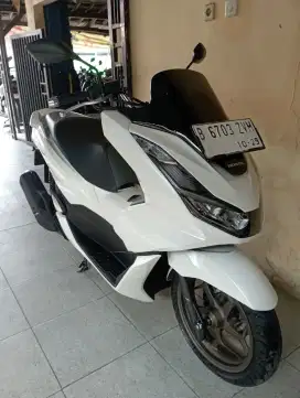 HONDA PCX ABS 2024 KM 2000 KONDISI BAGUS