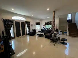 RUMAH FULL FURNISHED Cluster Emerald PHG Gading Serpong