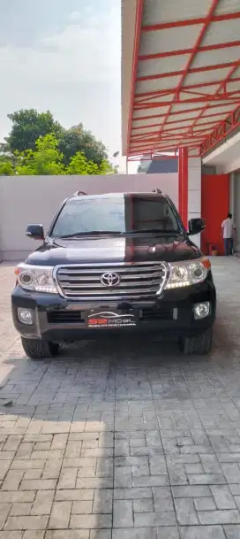 LAND CRUISER 2014 STANDAR SPEC CIAMSOO