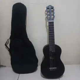 Gitarlele Yamaha GL1