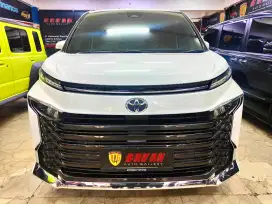 TOYOTA VOXY TSS 2022 PUTIH