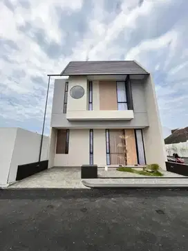 Villa 2 Lantai Osaka Nodigon Gate Sunggal Jl. Pasar 1