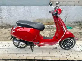Vespa Sprint Iget 150 ABS Red 2021