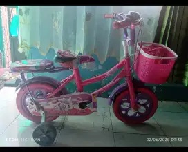 Sepeda anak umur balita