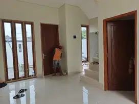 Tinggal 3 Unit Saja Rumah 2 Lantai Colomadu 600 jt-an