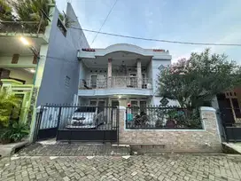 DIJUAL RUMAH 220m2 2 LANTAI 2 MUKA