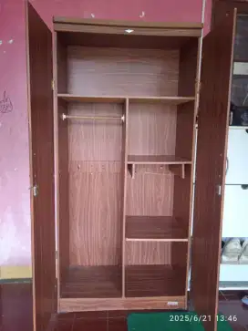 Lemari Kayu ( Jual cepet BU)