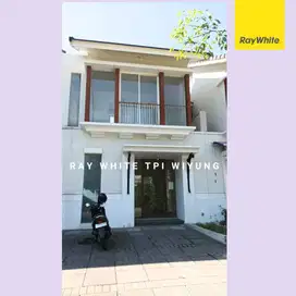 Dijual rumah Grand Harvest surabaya
