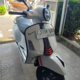 Vespa GTS iGET 150 SUPER SPORT 2024