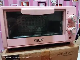 Oven Listrik GOTO Roasty 12 Liter – Warna Pink Cute, Masih Bagus!