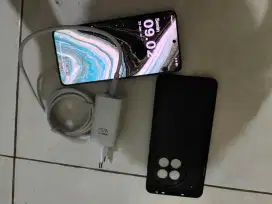 Oneplus Ace 5 pro (13r pro) 12/256. beacukai