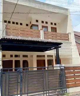 Rumah 2 Lantai, Akses 2 Mobil Komplek Pondok Kelapa Duren Sawit
