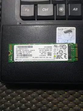 ssd m2 sata 128 gb,  sentinel 100 %, health 90%