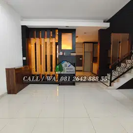 DIJUAL VILLA KOMP CEMARA ASRI JALAN AZALEA 1