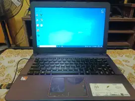 Laptop Asus X441B AMD A6 4GB / 1TB