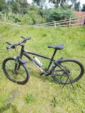 Jual sepeda specialized frame alloy ukuran M, grupset accera 3x9sp