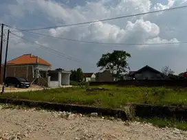 Di jual Tanah SHM 400 M2 (sdh pondasi keliling)
