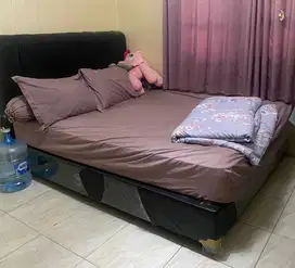 Kasur divan ranjang ukuran 160x200 pemakaian pribadi