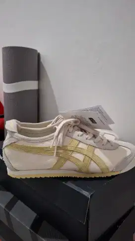 Sepatu Onitsuka Tiger Mexico 66