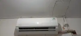Di jual Cepat AC Midea 1/2 PK