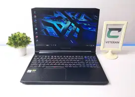 Laptop Acer Predator Helios 300 PH315 Fullset Dus bodi terawat