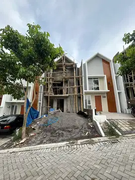 DIJUAL RUMAH SIAP HUNI SIRANDA TERRACE TEMBALANG