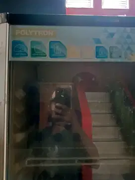 SHOWCASE POLYTRON