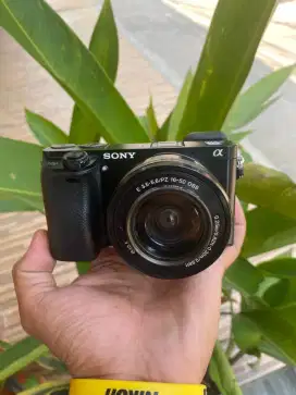 Mirorrless Sony a6000Sony a6000 black fullset lensa kit