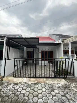 RUMAH CANTIK MINIMALIS HARGA EKONOMIS DALAM PERUMAHAN DEKAT GIWANGAN