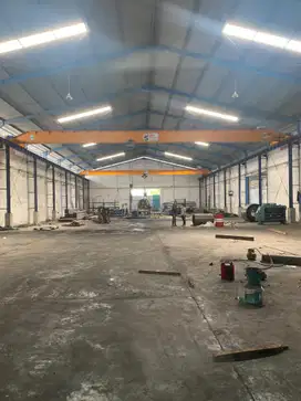 Dijual Gudang Siap pakai. Row Jalan Utama Margomulyo Permai