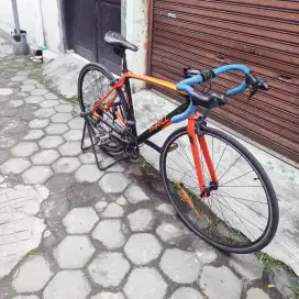 Roadbike thrill ardent 3 murahh