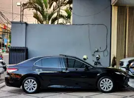 KM 48 RB!! TOYOTA CAMRY 2.5 V SUNROOF FULL SPEC 2019 PK 2020 BLACK