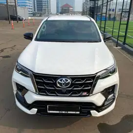 Toyota Fortuner GR Sport  2.8 at Tahun 2023