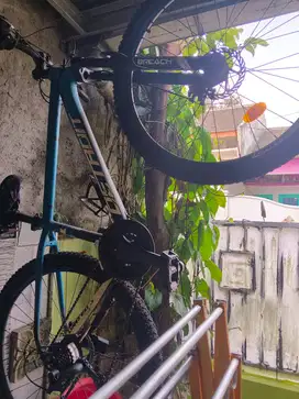 Beli 1 dapat 2 Speda MTB 27 Detroit 4,1