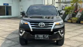 KM 80RB FORTUNER VRZ 2.4 AT 2016 HITAM TOYOTA FORTUNER TRD