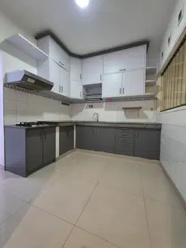 Dijual Rumah Mewah Modern Strategis Di Daerah Singgasana Kota Bandung