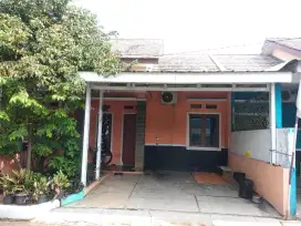 DISEWAKAN RUMAH CLUSTER DI LINGKUNGAN ASRI