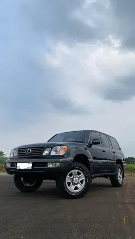 Lexus LX 470 5 Speed AT