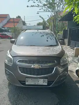 Chevrolet Spin 2013 Bensin