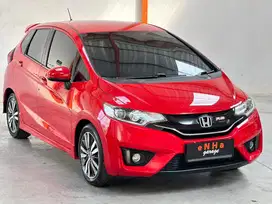 Dp 18jt.. Honda JAZZ RS Gk5 CVT AT 2015.. eNHa garage Semarang