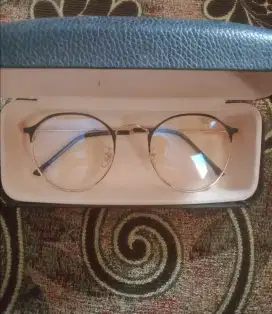 Kacamata ori Dior kaca clear bawaannya
